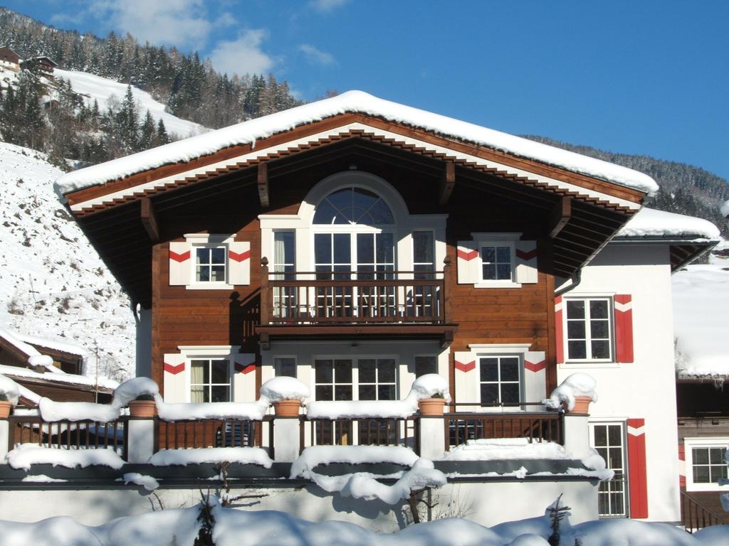 Apartments Blaickner Neukirchen am Großvenediger Zimmer foto